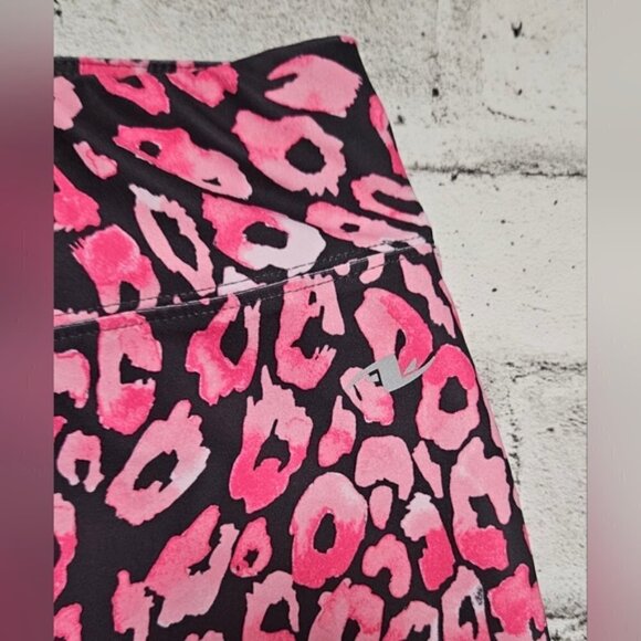 Girl's Junior Athletic Works Performance Leopard Print Pink - Picture 7 of 12